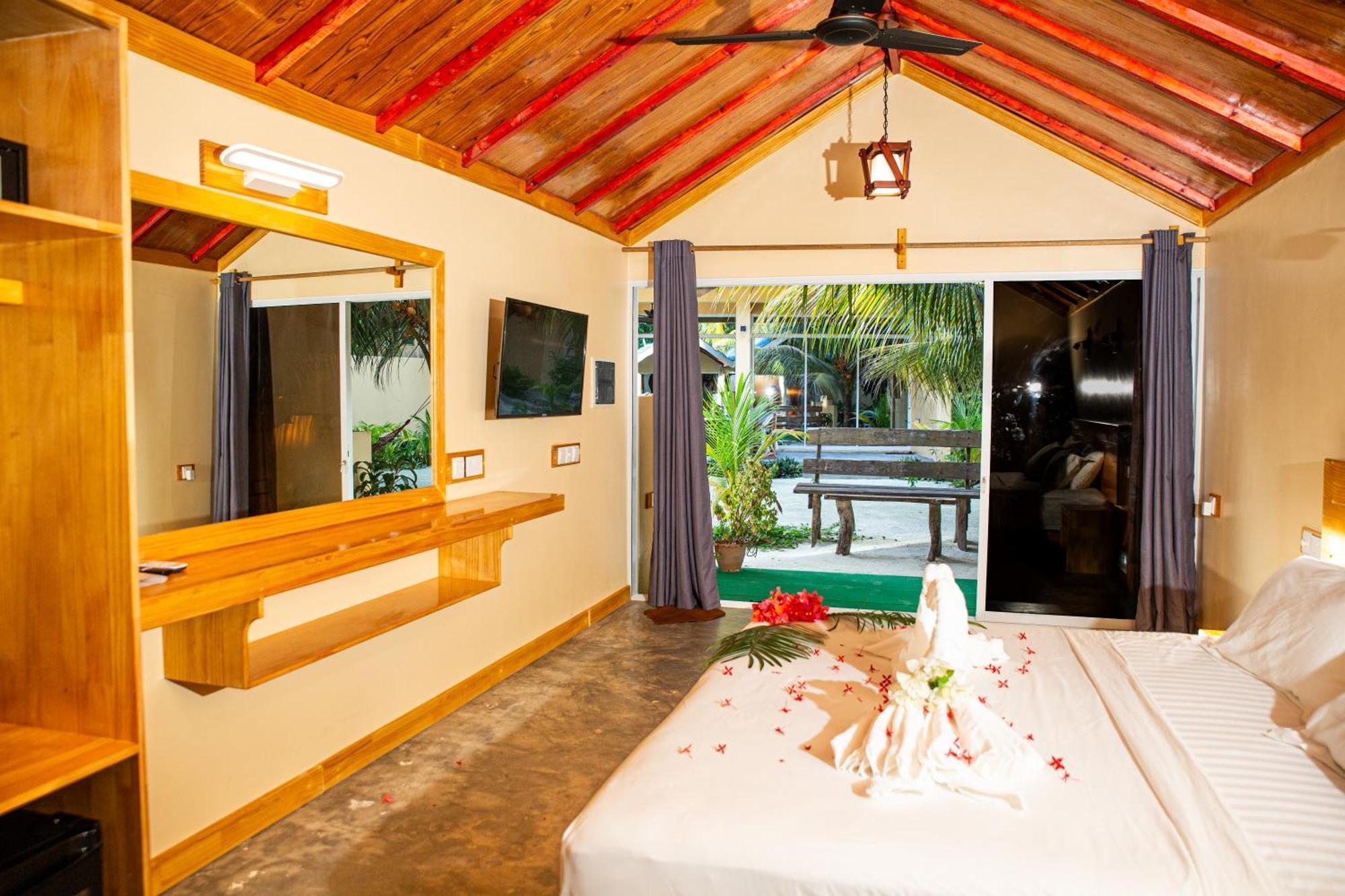 Relax Lodge Thoddoo Exterior foto